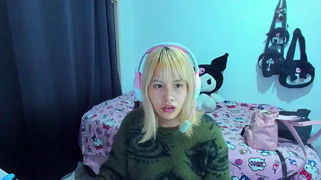 Akane-Mou online show from November 21, 2025, 3:38 am