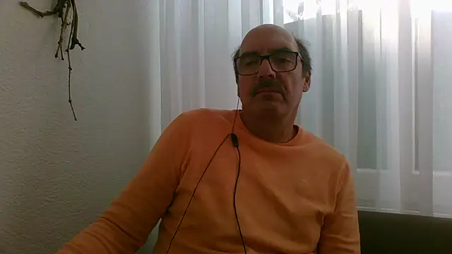 Snapshot of giesidie_1 chatting on January 16, 2026, 10:30 am giesidie 1 online show from January 16, 2026, 10:30 am