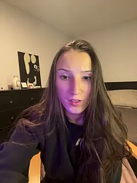 spottyyy online show from April 1, 2026, 7:44 pm