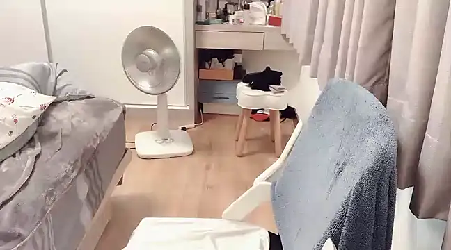 Snapshot of tw_yaya chatting on February 2, 2025, 7:30 am tw yaya online show from February 2, 2025, 7:30 am