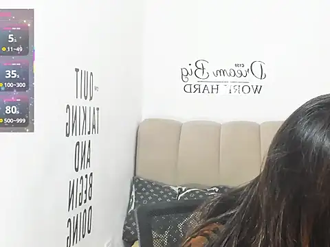 Snapshot of Trixie_Mattel21 chatting on March 12, 2026, 10:58 pm Trixie Mattel21 online show from March 12, 2026, 10:58 pm