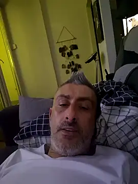 Snapshot of cuci45 chatting on December 18, 2025, 11:41 pm cuci45 online show from December 18, 2025, 11:41 pm