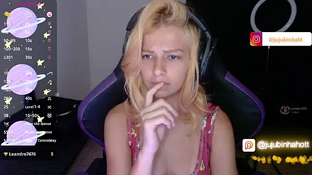 jujubinhahot online show from November 28, 2025, 7:41 am