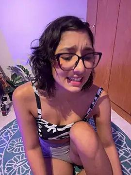 Snapshot of aurora_xoxo chatting on February 4, 2025, 4:59 am aurora xoxo online show from February 4, 2025, 4:59 am