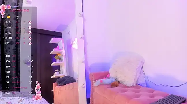 Snapshot of dana_montana_ chatting on December 18, 2024, 6:53 am dana montana online show from December 18, 2024, 6:53 am