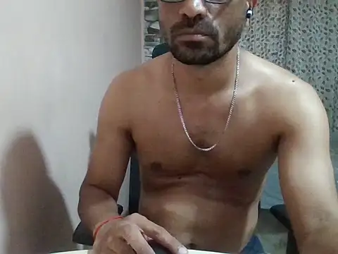 Snapshot of sexx4 chatting on May 4, 2026, 10:23 pm sexx4 online show from May 4, 2026, 10:23 pm