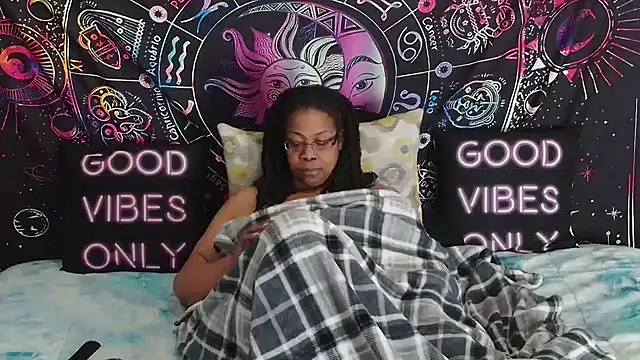 RenaeCumsAlot69 online show from January 31, 2026, 7:12 pm