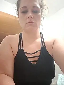 MrandMrs Reigns online show from November 14, 2025, 11:41 pm