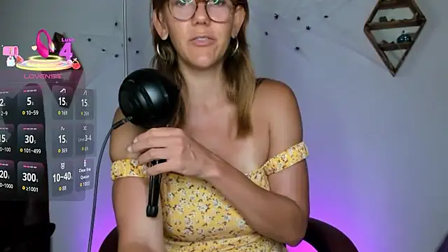 jasminedaze888 online show from October 5, 2025, 10:44 pm