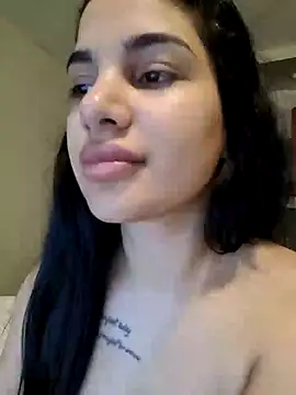 Snapshot of Samira30 chatting on February 13, 2025, 12:43 pm Samira30 online show from February 13, 2025, 12:43 pm