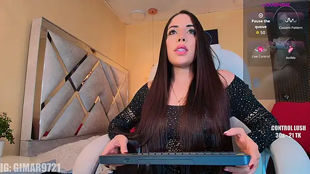marcela Davila online show from April 26, 2026, 1:14 am