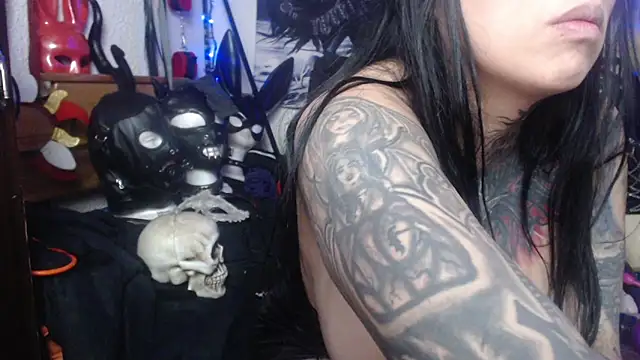 Snapshot of Astartexxx chatting on November 24, 2025, 9:59 pm Astartexxx online show from November 24, 2025, 9:59 pm