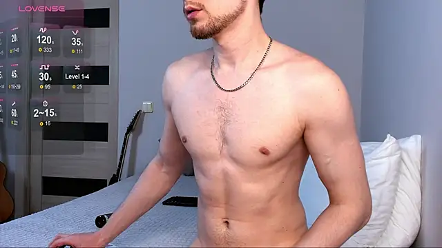 maxboy4 online show from November 5, 2025, 5:27 pm