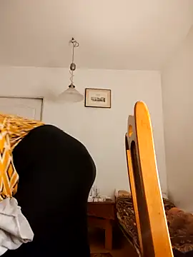 Snapshot of She-devilx chatting on February 1, 2026, 5:55 pm She-devilx online show from February 1, 2026, 5:55 pm