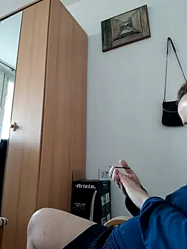 Snapshot of She-devilx chatting on February 20, 2026, 3:14 pm She-devilx online show from February 20, 2026, 3:14 pm