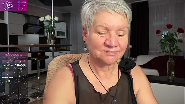 Snapshot of roxana_brooks chatting on February 4, 2025, 5:55 pm roxana brooks online show from February 4, 2025, 5:55 pm