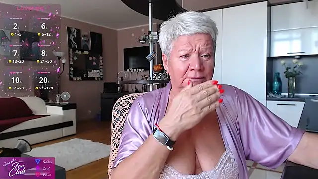 roxana brooks online show from July 18, 2026, 6:11 am