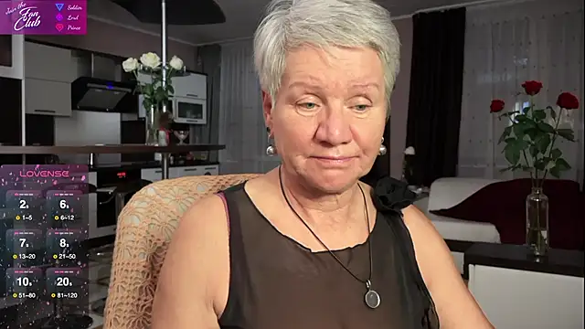 Snapshot of roxana_brooks chatting on February 4, 2025, 8:59 pm roxana brooks online show from February 4, 2025, 8:59 pm