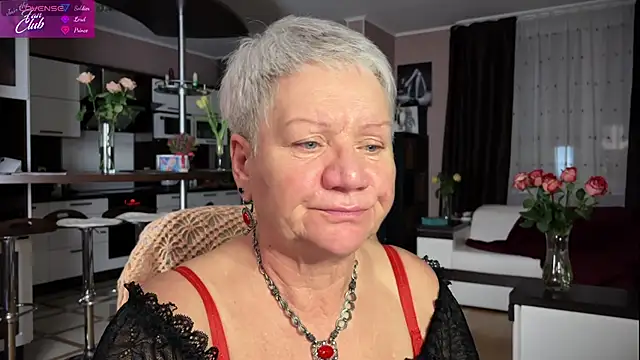 Snapshot of roxana_brooks chatting on February 18, 2025, 5:53 pm roxana brooks online show from February 18, 2025, 5:53 pm