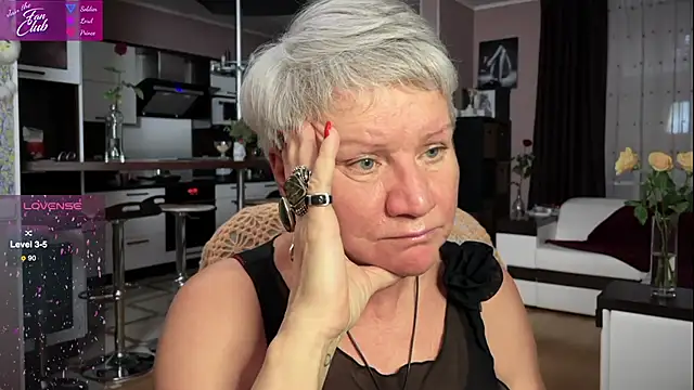 Snapshot of roxana_brooks chatting on February 12, 2025, 5:58 pm roxana brooks online show from February 12, 2025, 5:58 pm