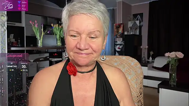 Snapshot of roxana_brooks chatting on March 10, 2025, 3:20 pm roxana brooks online show from March 10, 2025, 3:20 pm