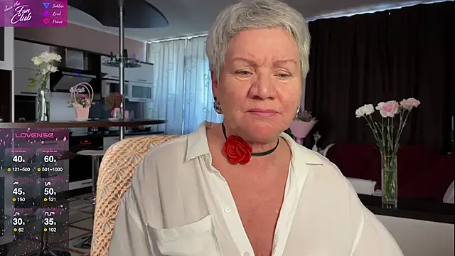 Snapshot of roxana_brooks chatting on March 22, 2025, 2:25 pm roxana brooks online show from March 22, 2025, 2:25 pm