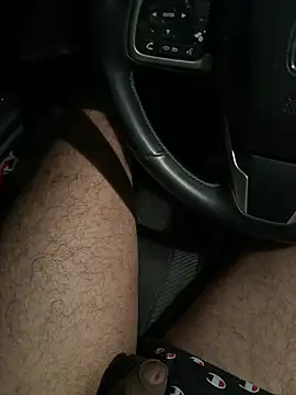 brownboylonghairy online show from February 9, 2025, 5:50 am