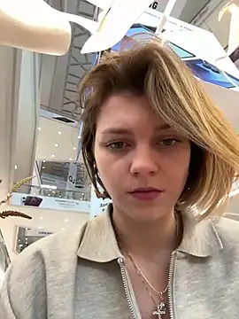 ValenciaShock online show from March 12, 2026, 6:39 am