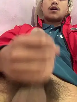 Snapshot of Hullax chatting on February 10, 2026, 2:32 am Hullax online show from February 10, 2026, 2:32 am