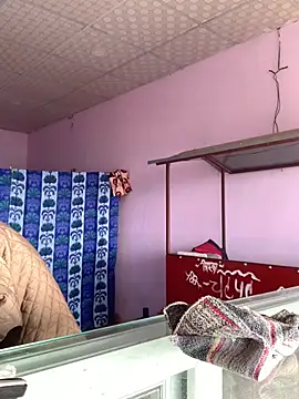 Snapshot of Hullax chatting on February 14, 2026, 2:56 am Hullax online show from February 14, 2026, 2:56 am