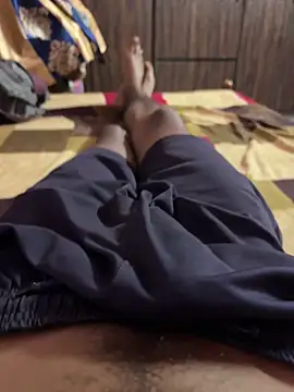 yo19boy online show from November 8, 2025, 6:39 am