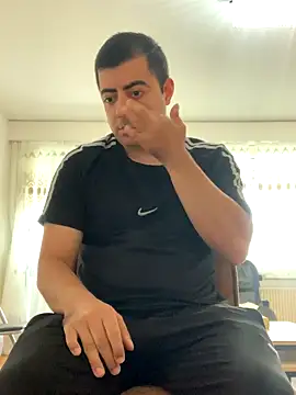 Snapshot of _Playboy_ chatting on September 11, 2025, 8:03 am Playboy online show from September 11, 2025, 8:03 am