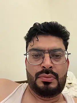 hot rajat online show from May 11, 2026, 1:23 pm