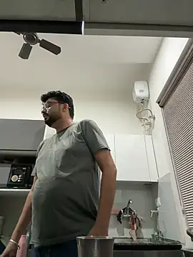 Snapshot of hot_rajat chatting on May 18, 2026, 4:23 pm hot rajat online show from May 18, 2026, 4:23 pm