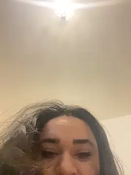 Snapshot of peaches006 chatting on December 6, 2024, 11:19 pm peaches006 online show from December 6, 2024, 11:19 pm