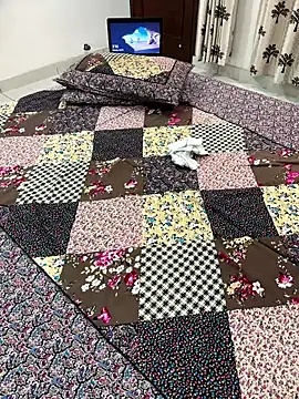 debu46 online show from April 6, 2026, 10:27 am