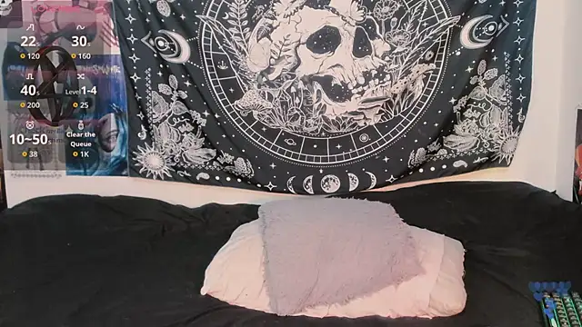 Lexxxxx  online show from October 10, 2025, 8:31 pm