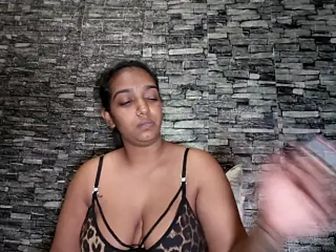 Snapshot of Xindias_fantasyX chatting on April 22, 2026, 6:04 pm Xindias fantasyX online show from April 22, 2026, 6:04 pm