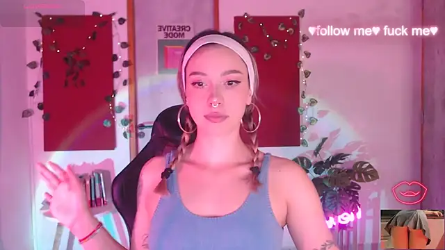 Snapshot of sakura_beauty chatting on November 20, 2025, 4:46 am sakura beauty online show from November 20, 2025, 4:46 am