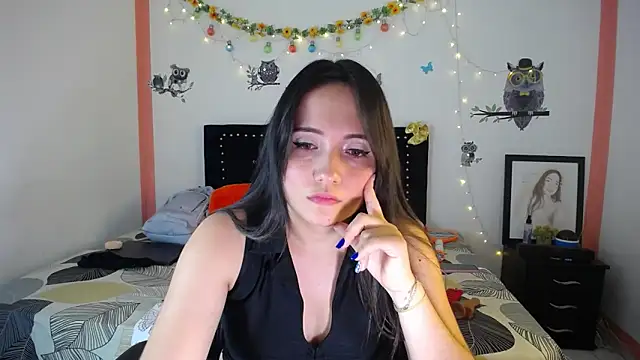 Snapshot of naughty_girl_4u chatting on March 7, 2025, 9:06 pm naughty girl 4u online show from March 7, 2025, 9:06 pm