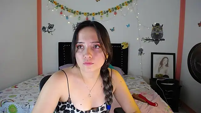Snapshot of naughty_girl_4u chatting on February 17, 2025, 6:28 pm naughty girl 4u online show from February 17, 2025, 6:28 pm