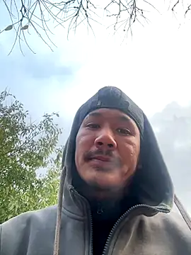 juniiorre online show from October 25, 2025, 4:18 pm