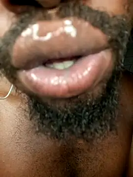 Texanguy01 online show from October 27, 2025, 2:07 pm