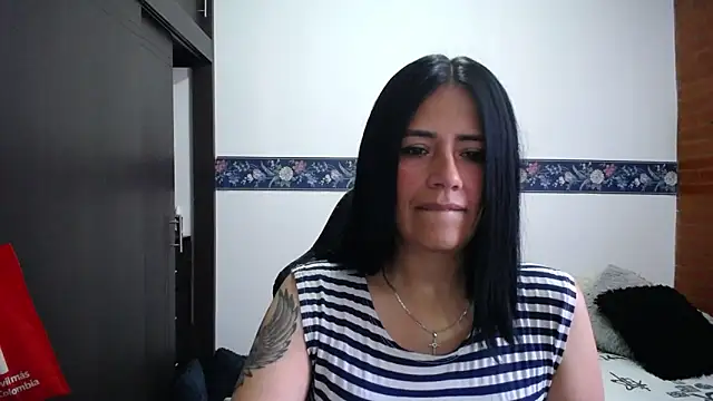 sharoon cheerry online show from November 7, 2025, 2:21 pm