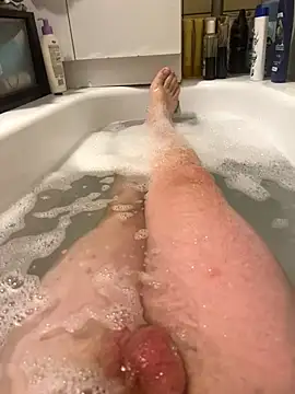 Snapshot of David19932908 chatting on September 9, 2025, 12:58 pm David19932908 online show from September 9, 2025, 12:58 pm