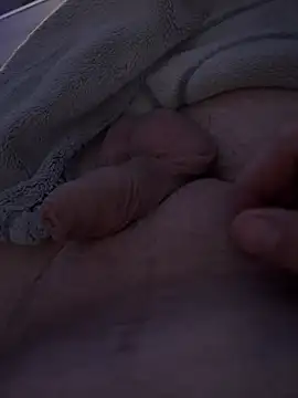 Snapshot of David19932908 chatting on January 22, 2025, 8:49 pm David19932908 online show from January 22, 2025, 8:49 pm