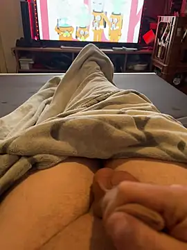 Snapshot of David19932908 chatting on January 21, 2025, 9:25 pm David19932908 online show from January 21, 2025, 9:25 pm