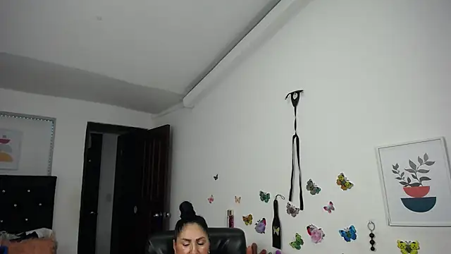 mature bigboobs10 online show from September 13, 2025, 4:56 am