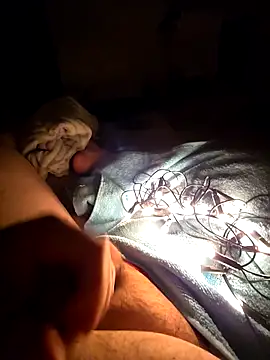 Snapshot of DauerGeilDaddy chatting on October 24, 2025, 7:57 pm DauerGeilDaddy online show from October 24, 2025, 7:57 pm