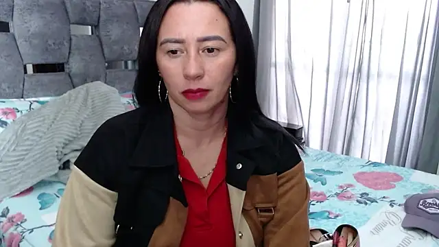 Snapshot of sara_hott_1 chatting on September 26, 2025, 8:05 pm sara hott 1 online show from September 26, 2025, 8:05 pm